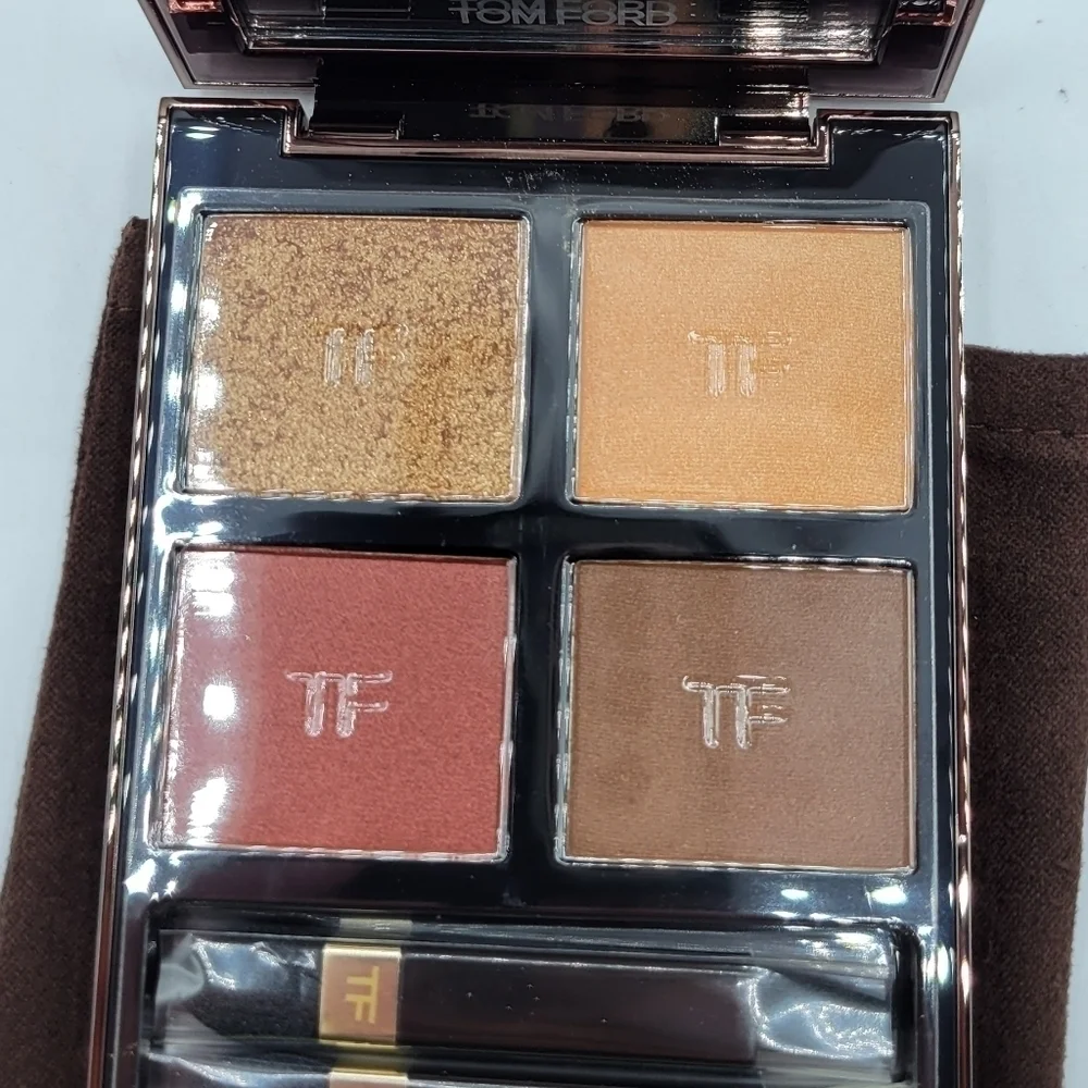 Tom ford Leopard Sun eyeshadow Eye Color Quad Palette